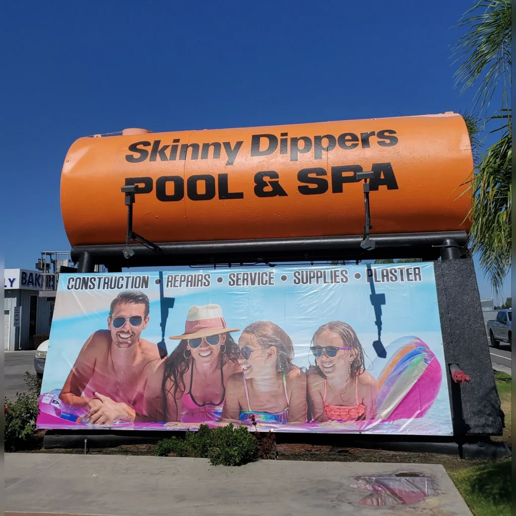 Banner for Skinny Dippers Pool & Spa showcasing a family enjoying the pool, emphasizing construction, repairs, service, supplies, and plaster.